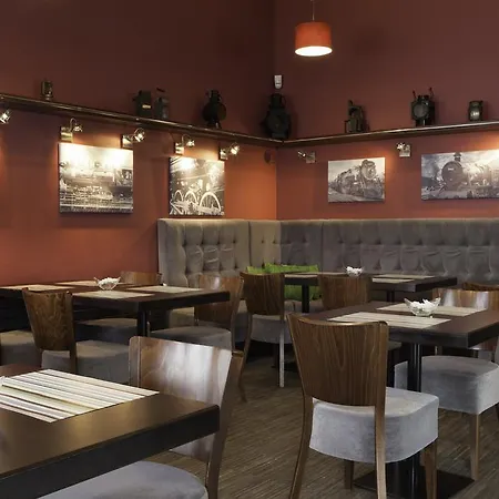 ホテル Locomotiva 3*