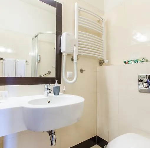 Отель Locomotiva 3*