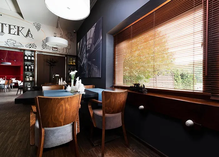 Locomotiva Szálloda